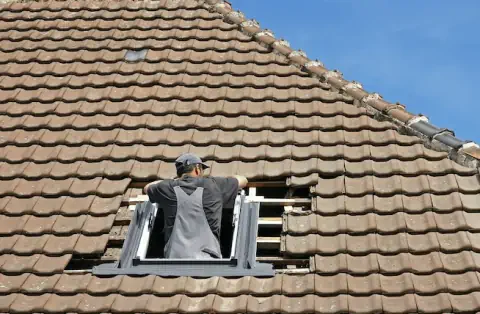 Pose de velux - Méjannes-lès-Alès